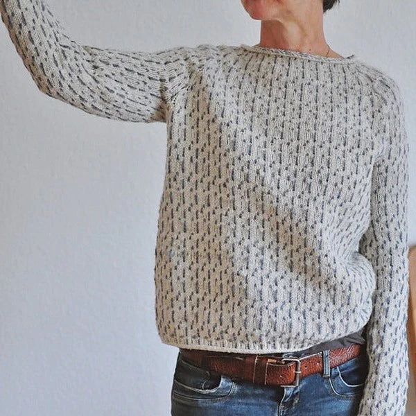 Vittoria | Elegant Gray Sweater