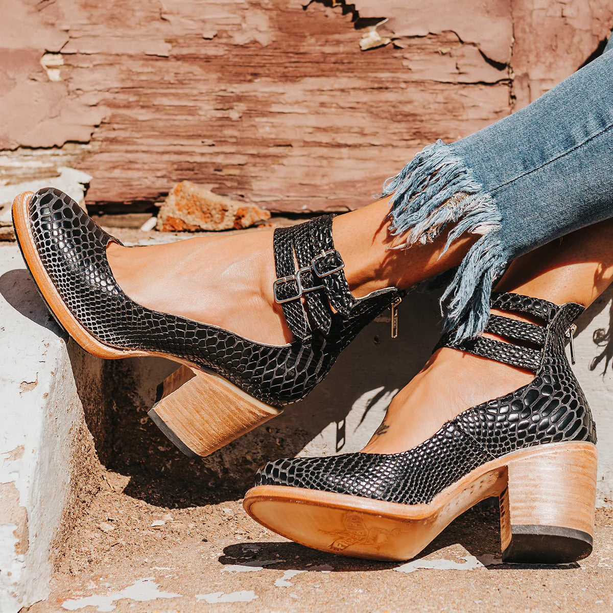 SOFIA | HEEL WITH STRAPS