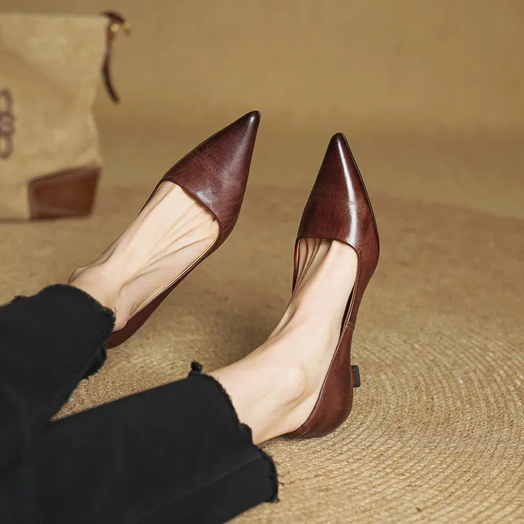 Isabella™ Leather Pumps