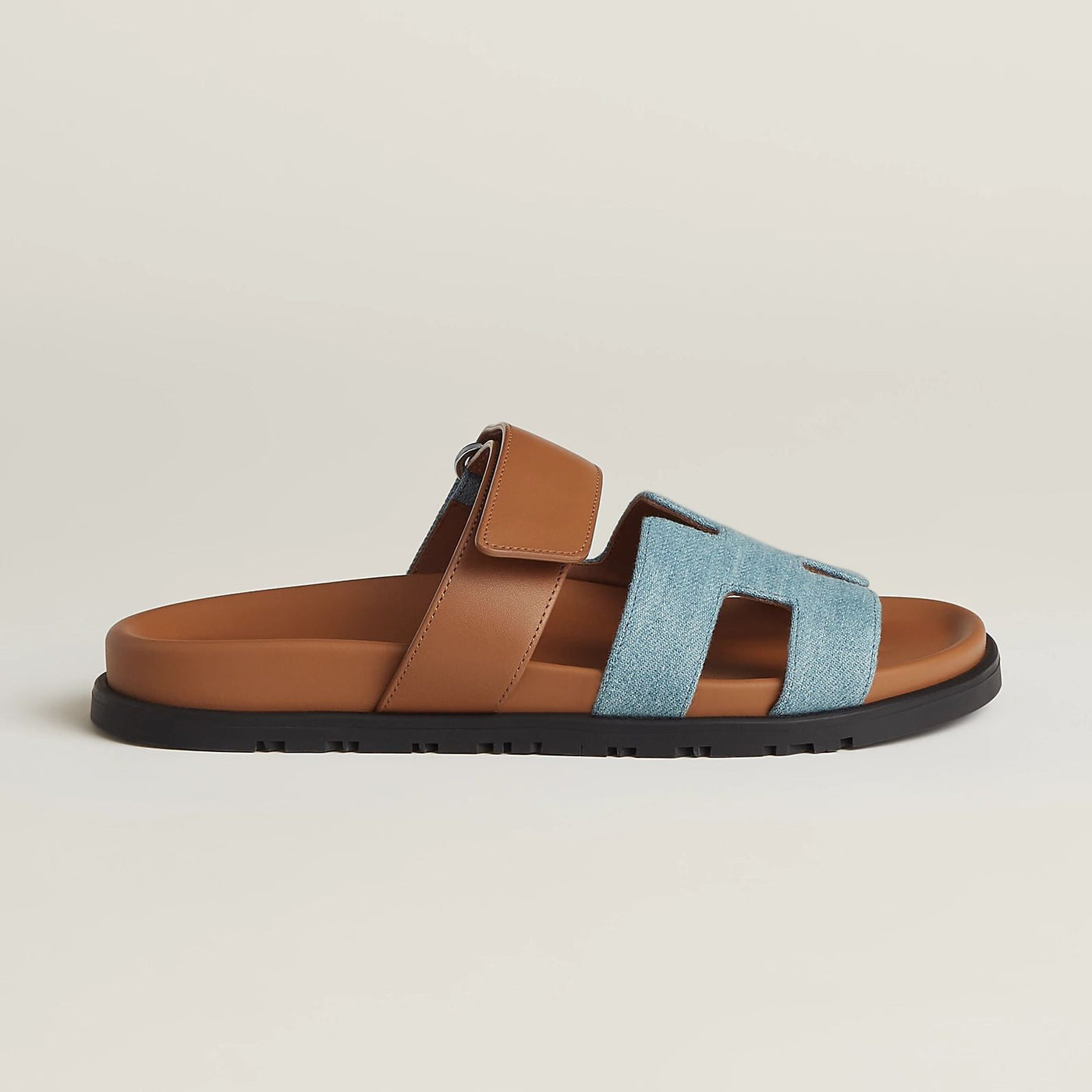 ARIS | ELEGANT SANDALS